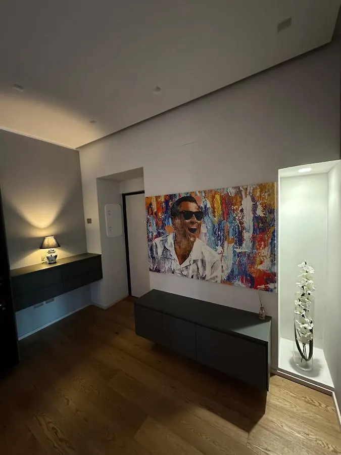 Lr Deluxe Apartments - Fondazione Prada - Metro M3 Милан